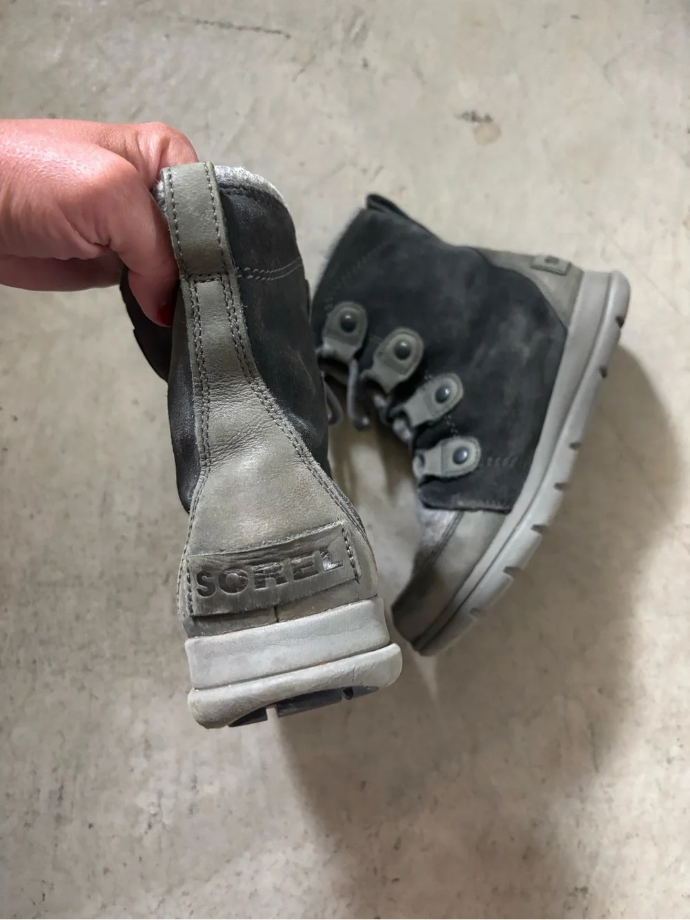 Sorel womens Grey Lace-Up Winter Ankle Boots
